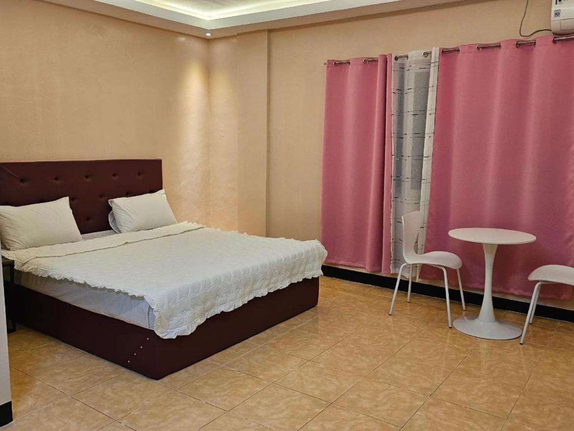 Hotel Good Day Angeles Exteriör bild